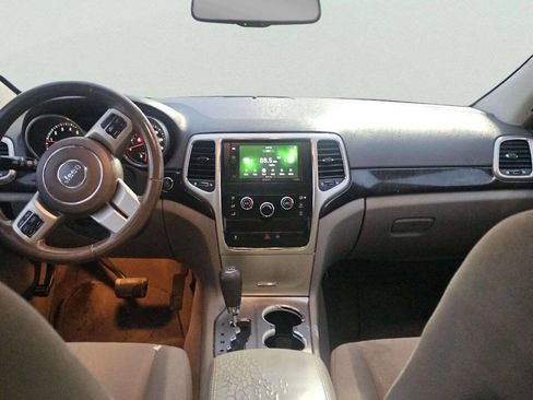 Used 2011 Jeep Grand Cherokee Laredo w/ Security & Convenience Group image 8