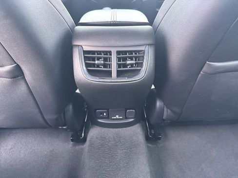 Used 2024 Chevrolet Malibu LT image 21