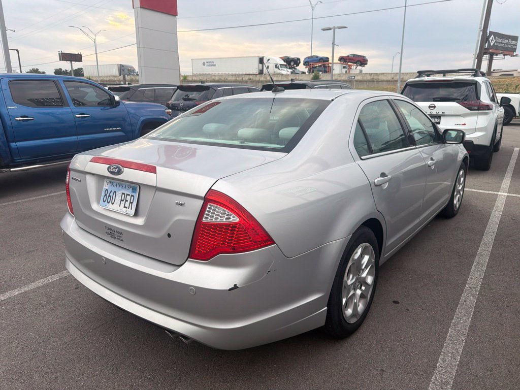 Used 2010 Ford Fusion SE FWD image 6