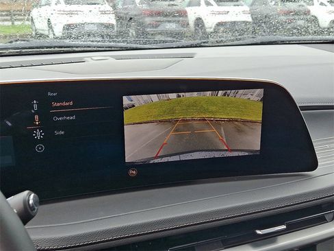 Used 2025 Cadillac XT4 Premium Luxury w/ Cold Weather Package image 20