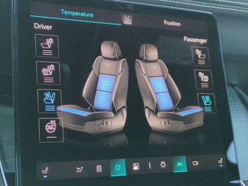 Certified 2025 Cadillac Escalade Premium Luxury w/ LPO, Floor Liner Package image 23