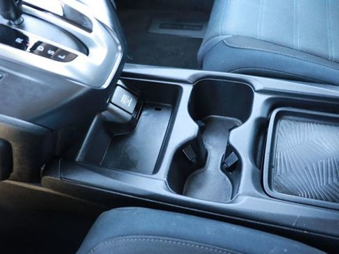 Used 2019 Honda CR-V LX image 17