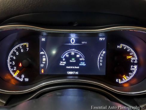 Used 2014 Jeep Grand Cherokee Limited AWD/4WD image 19