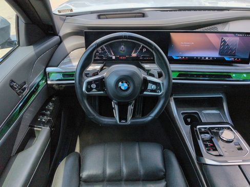 Used 2025 BMW 740i RWD image 16