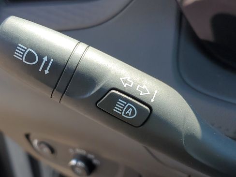 Used 2024 Buick Encore GX Sport Touring AWD/4WD image 9