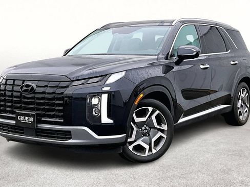 Used 2025 Hyundai Palisade SEL FWD image 14