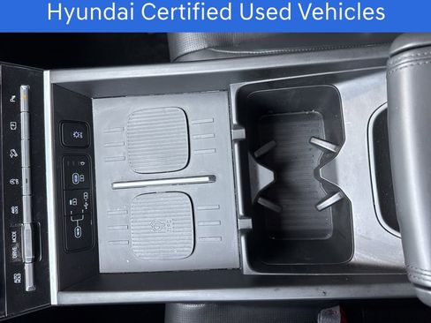 Used 2024 Hyundai Santa Fe Limited image 30