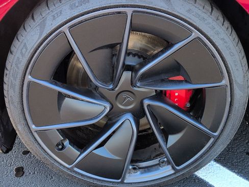 Used 2024 Tesla Model 3 Performance image 12