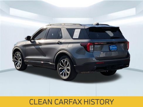 Used 2026 Ford Explorer ST-Line w/ Premium Package image 4