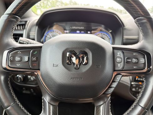 Used 2022 RAM 1500 Limited AWD/4WD image 15