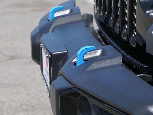 Used 2023 Jeep Wrangler Unlimited w/ 8.4" Radio Group AWD/4WD image 10