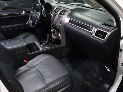 Used 2014 Lexus GX 460 AWD/4WD image 15