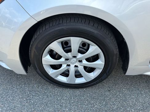 Used 2026 Toyota Corolla LE FWD image 21