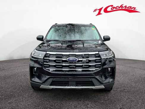 New 2026 Ford Explorer Active w/ Active Comfort Package image 2