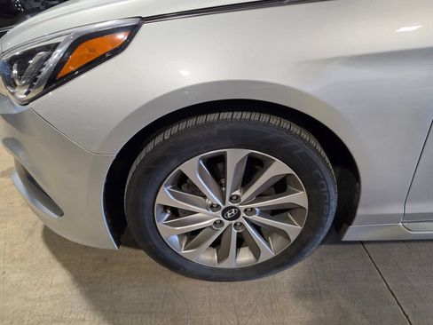 Used 2017 Hyundai Sonata Sport FWD image 3
