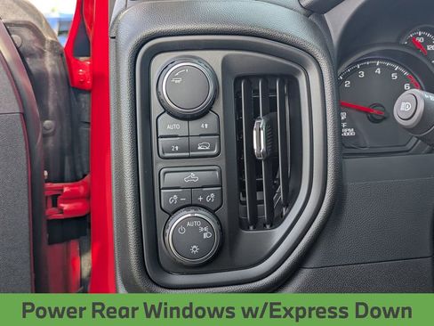 Used 2024 Chevrolet Silverado 1500 Custom image 17
