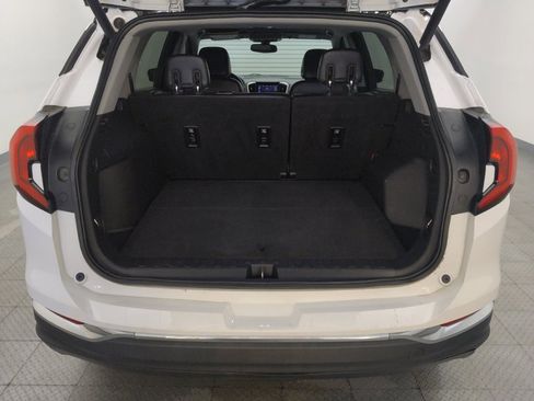 Used 2019 GMC Terrain SLT w/ Preferred Package AWD/4WD image 29