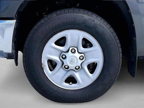 Used 2018 Toyota Tundra SR5 w/ SR5 Upgrade Package image 10