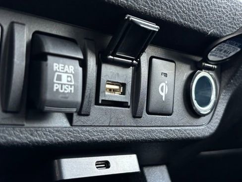 Used 2023 Toyota Tacoma TRD Off-Road image 37