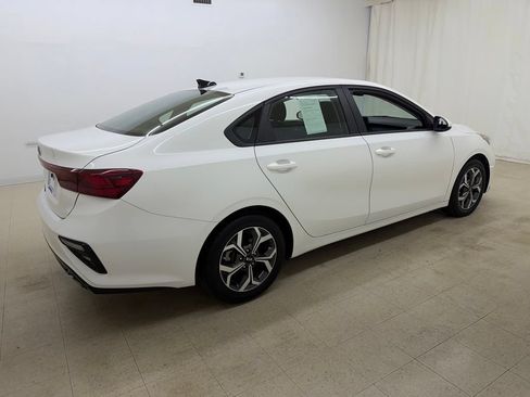 Used 2021 Kia Forte LXS FWD image 5