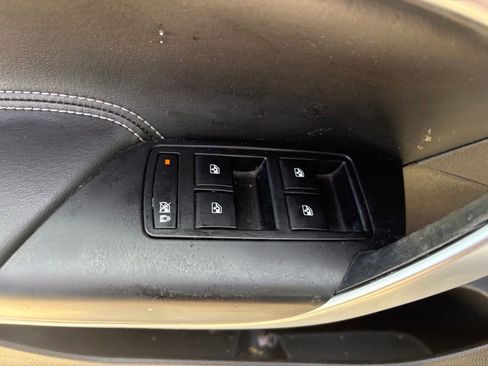 Used 2013 Buick Regal Premium FWD image 12