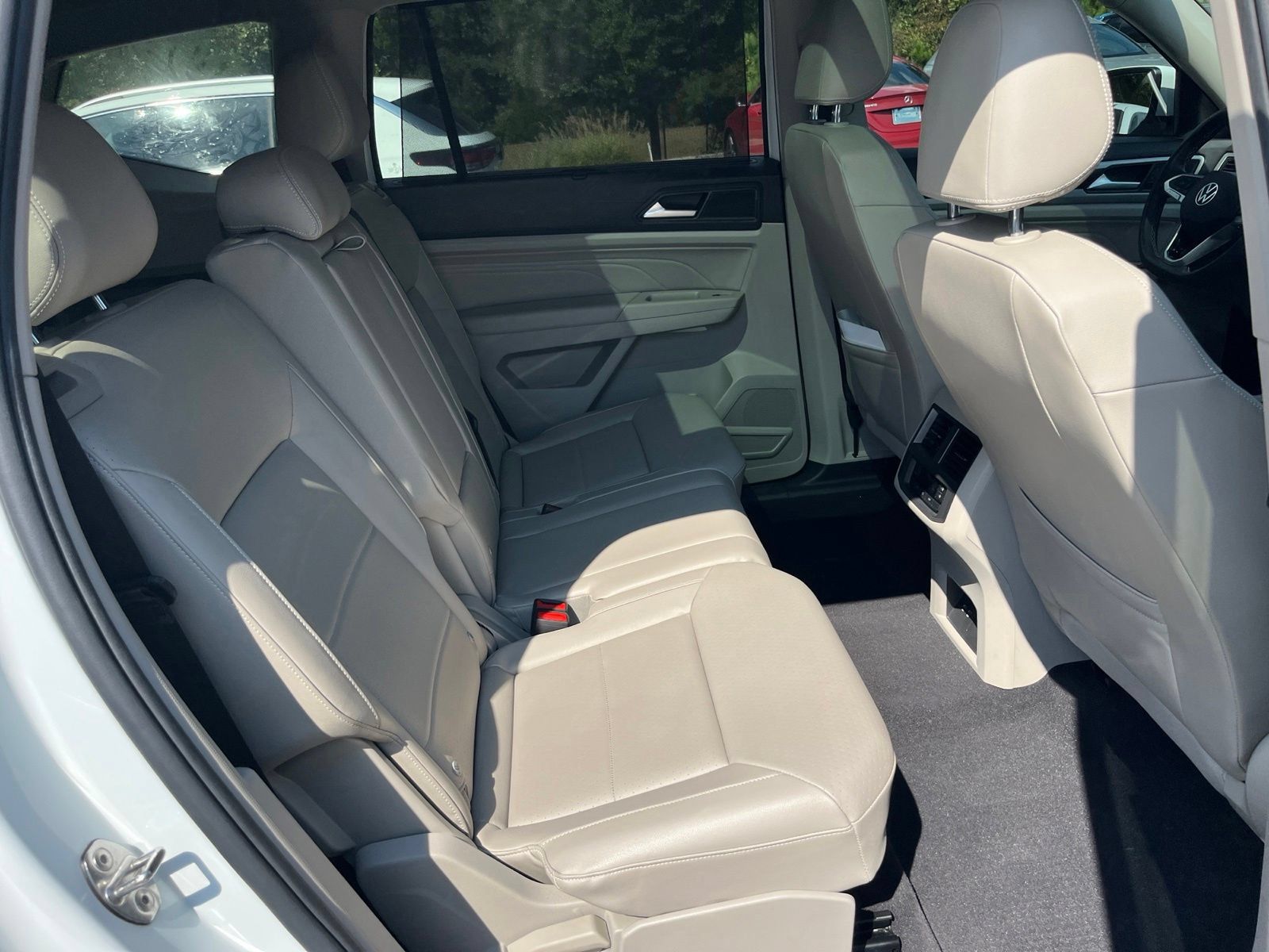 Used 2022 Volkswagen Atlas SE FWD image 33