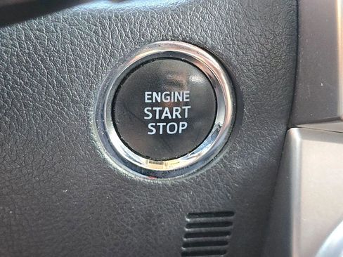 Used 2020 Toyota 4Runner Limited image 22