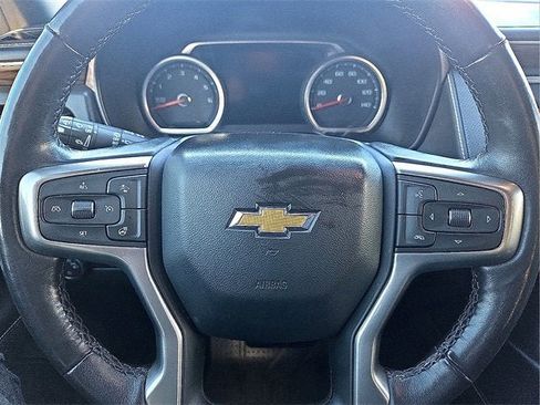 Used 2021 Chevrolet Tahoe Premier w/ Premium Package image 24