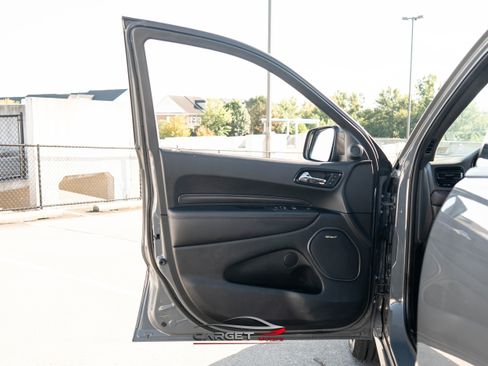 Used 2022 Dodge Durango R/T RWD image 42