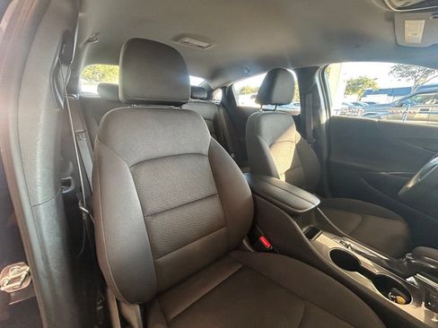 Used 2025 Chevrolet Malibu LT FWD image 26