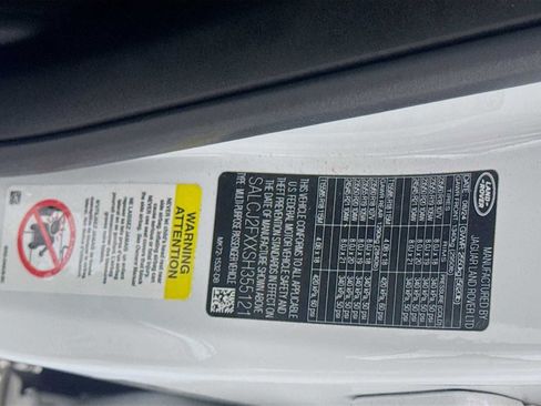 Used 2025 Land Rover Discovery Sport S image 33