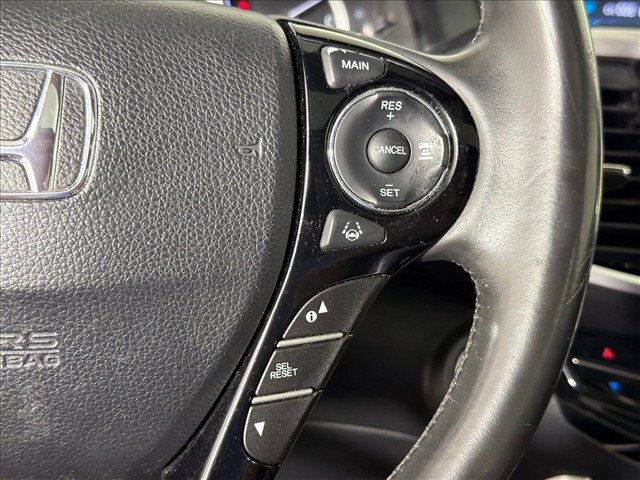 Used 2016 Honda Accord Touring image 27
