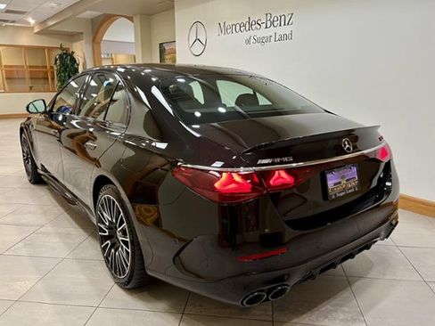 New 2026 Mercedes-Benz E 53 AMG e 4MATIC Sedan image 3