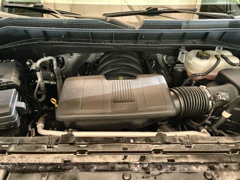 Used 2023 Chevrolet Silverado 1500 LT w/ Z71 Off-Road Package image 28