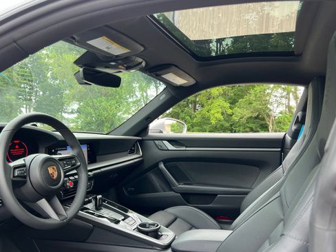 Certified 2025 Porsche 911 Carrera RWD image 20