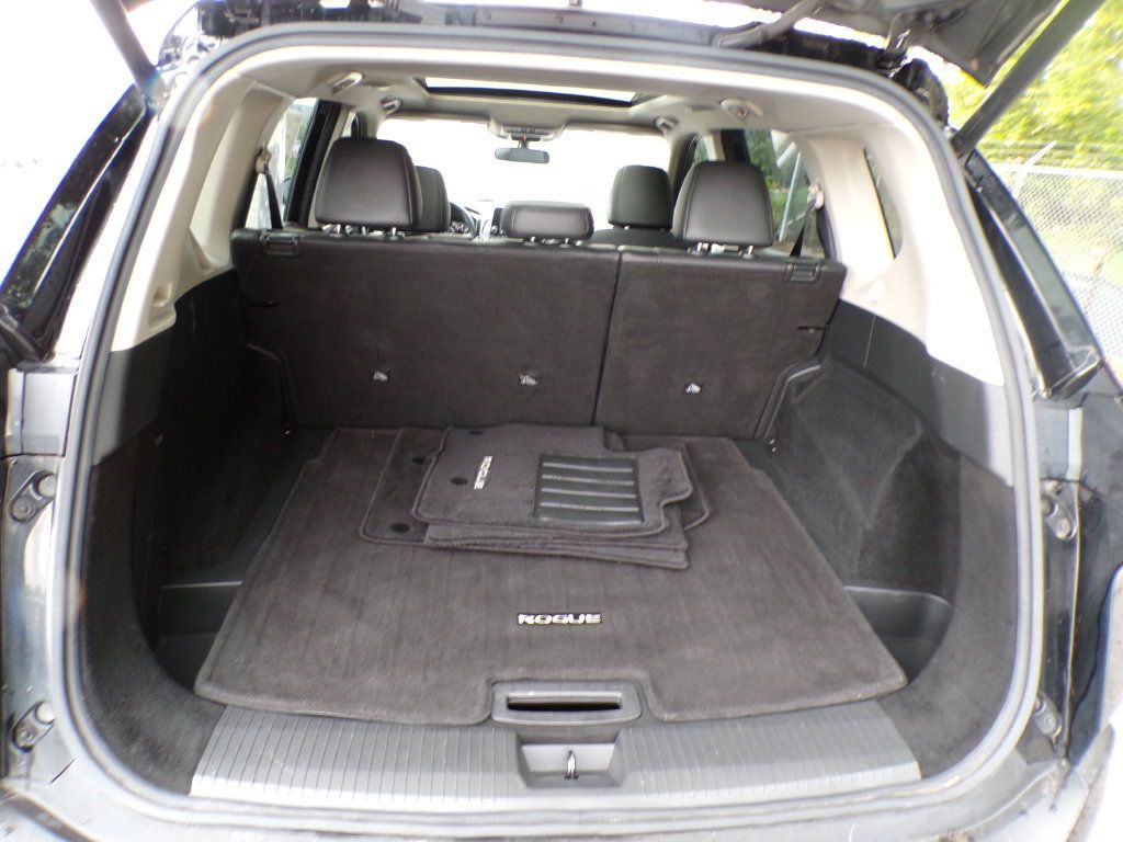 Used 2022 Nissan Rogue SV w/ SV Premium Package AWD/4WD image 19