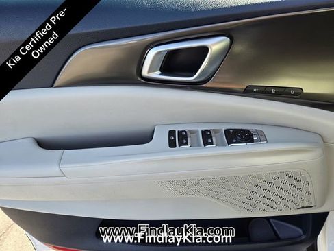 Used 2025 Kia Carnival SX Prestige FWD image 24