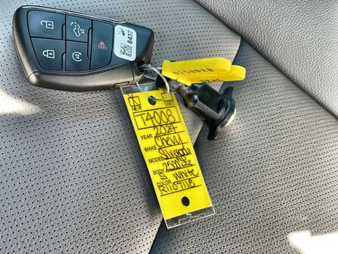 Certified 2024 Chevrolet Silverado 2500 LTZ w/ LTZ Convenience Package image 36