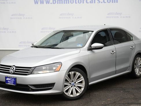 Used 2012 Volkswagen Passat 2.5 SE image 2