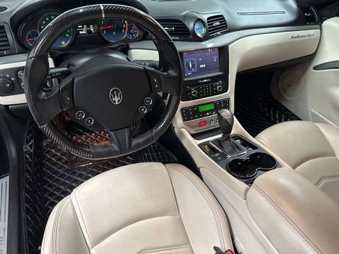 Used 2015 Maserati GranTurismo Sport RWD image 13