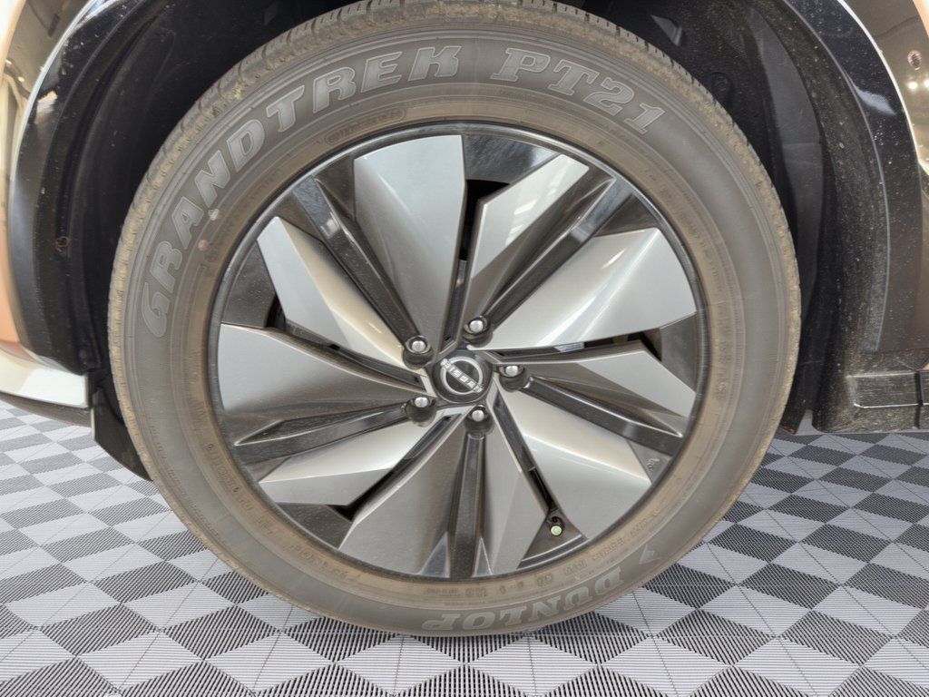 Used 2024 Nissan Ariya AWD image 10