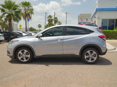 Used 2022 Honda HR-V LX image 8