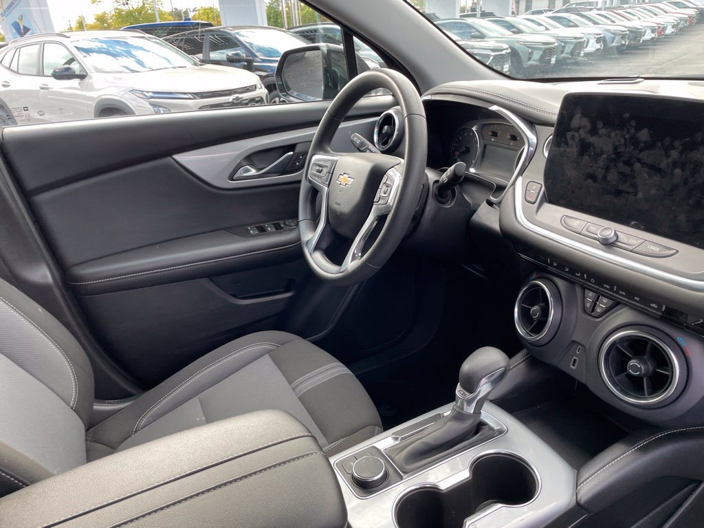 Used 2023 Chevrolet Blazer LT w/ Driver Confidence Package FWD image 14