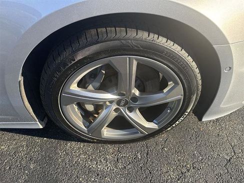 Used 2024 Audi A6 Premium Plus image 2