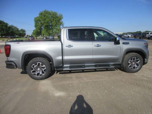 New 2026 GMC Sierra 1500 SLT w/ SLT Premium Package AWD/4WD image 3