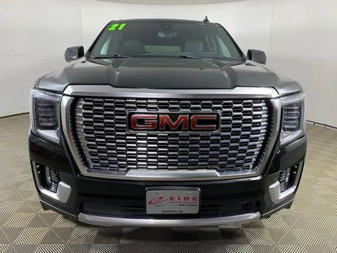 Used 2021 GMC Yukon XL Denali AWD/4WD image 3