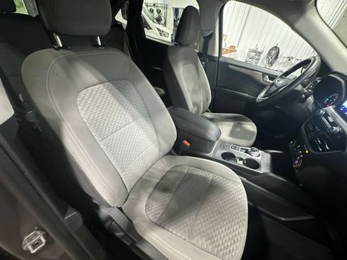Used 2021 Ford Escape SE FWD image 32