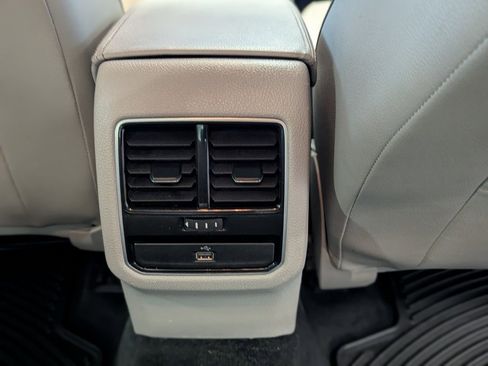 Used 2016 Volkswagen Passat 1.8T SE image 28