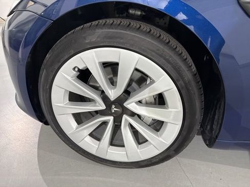 Used 2022 Tesla Model 3 Long Range image 7