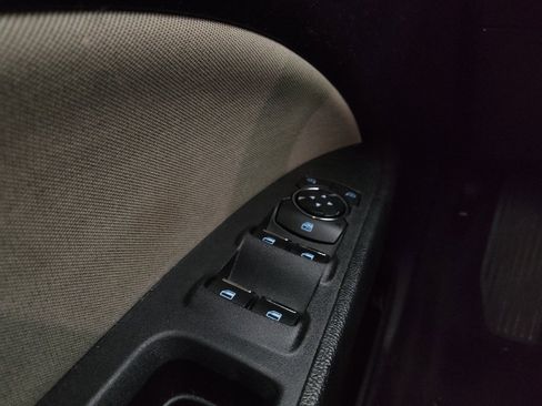 Used 2018 Ford Fusion S image 27